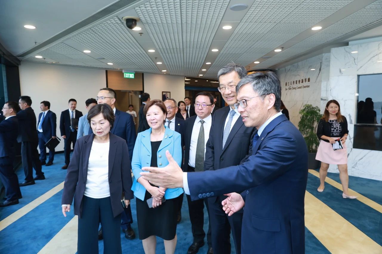 1760427763505610.jpg 1760427763505610.jpg