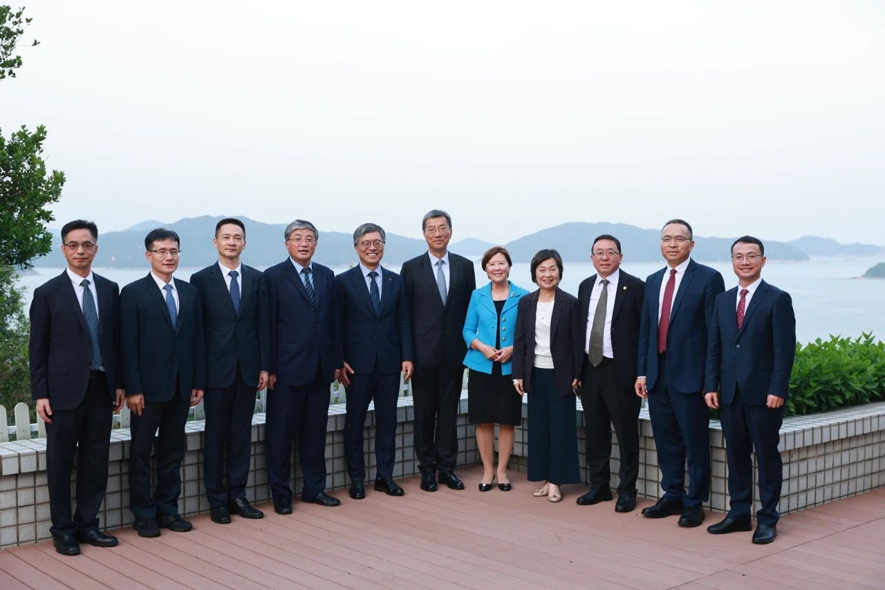 1760427867140489.jpg 1760427867140489.jpg